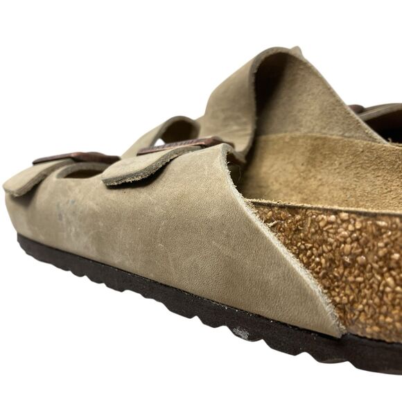 Birkenstock Arizona Sandals Mens 10 Taupe Oiled Leather Slip On Soft Footbed - Picture 7 of 12